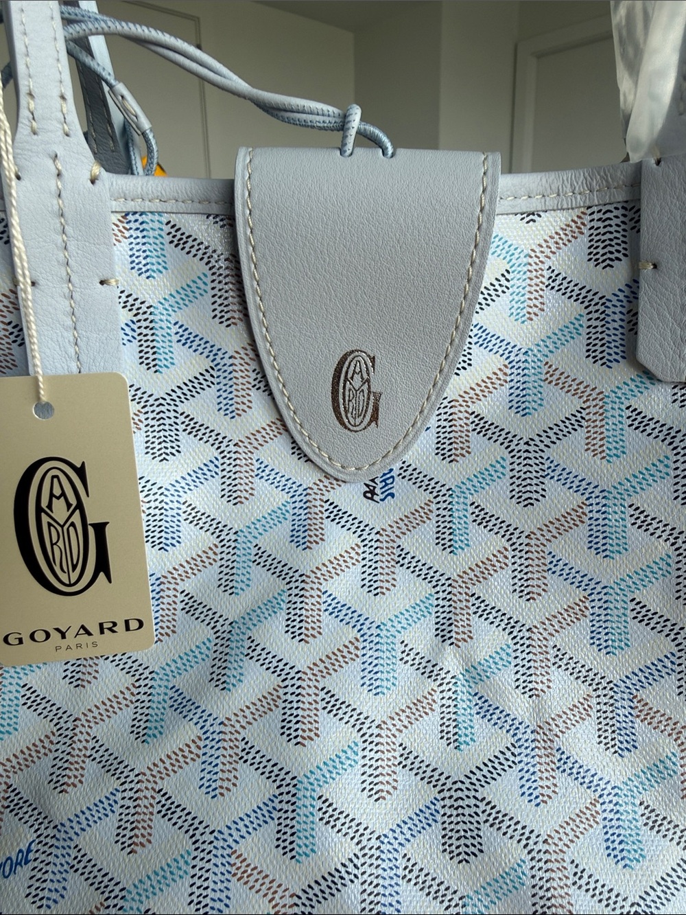 Limited edition Goyard Mini Tote in Light Blue and White - Picture 6 of 12